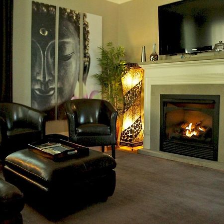 Eureka Zen Cottages ユリーカ・スプリングス エクステリア 写真