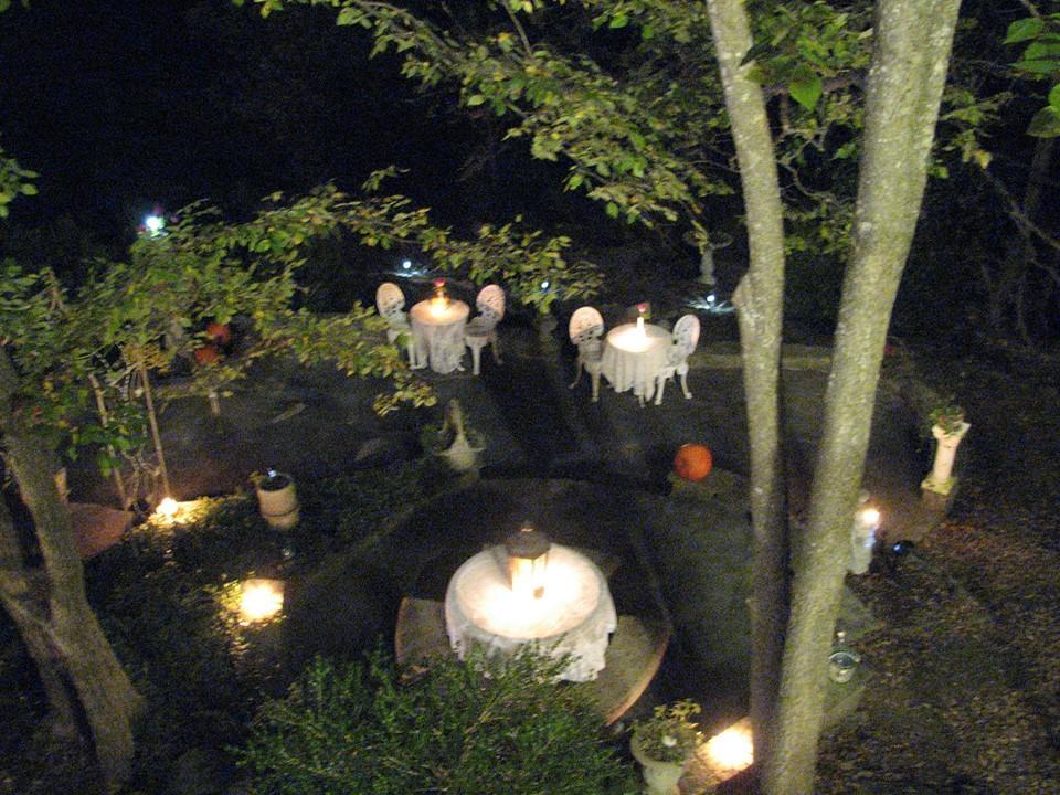 Eureka Zen Cottages ユリーカ・スプリングス エクステリア 写真